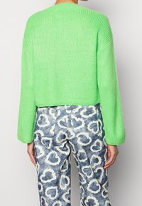 Vero Moda Strickpullover - green