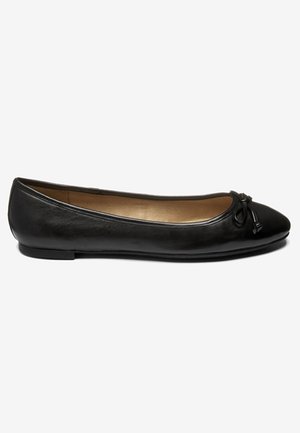 Ballet pumps - black