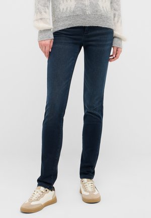 STYLE SHELBY  - Slimfit džínsy - blau