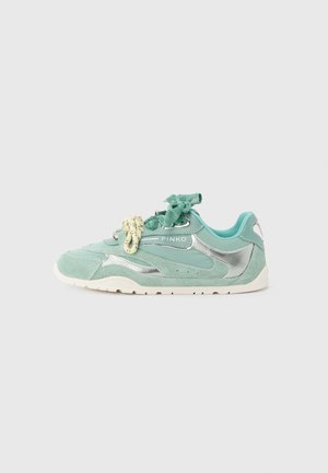YULIA - Sneakers low - light green