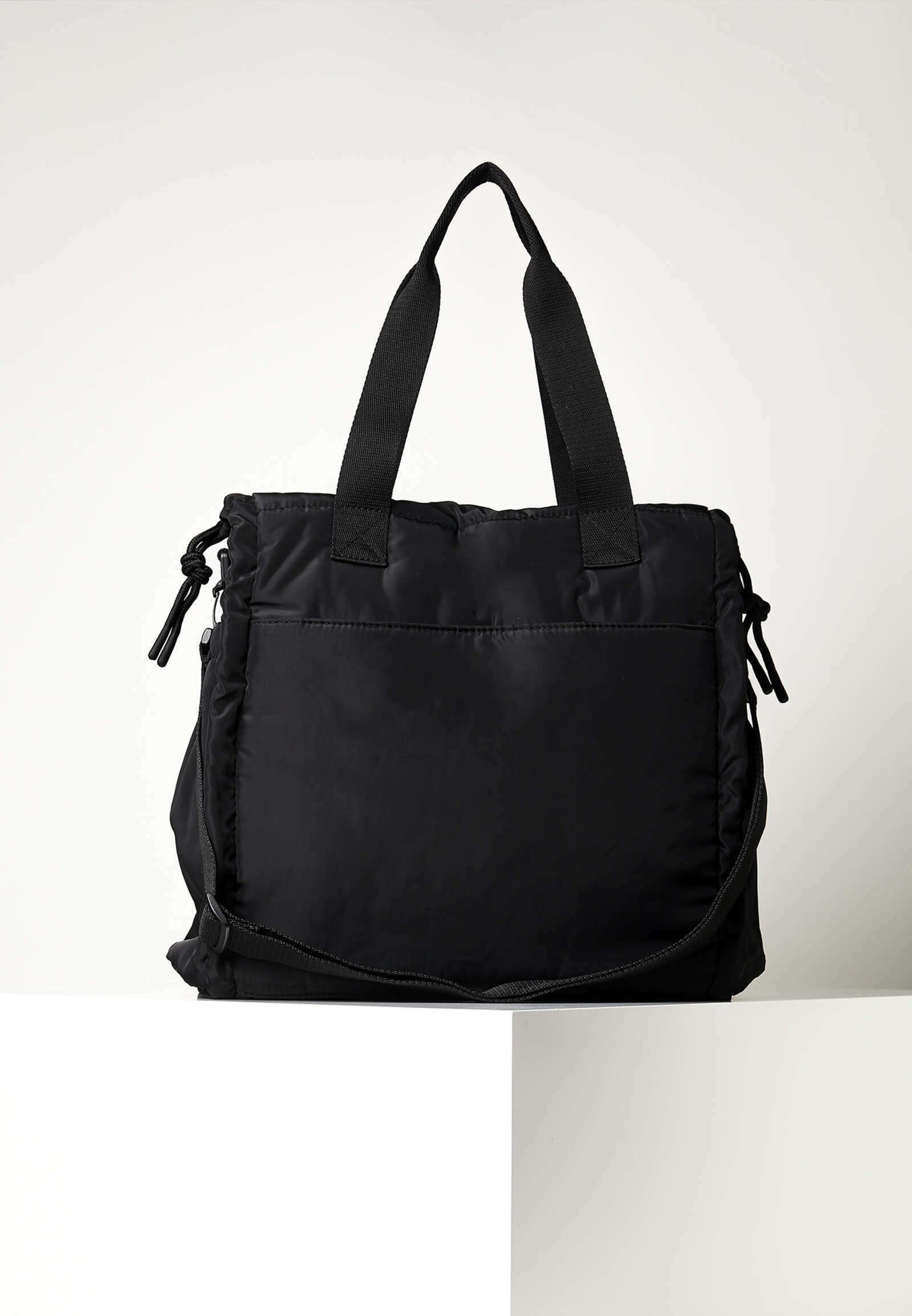 OYSHO Borsa per lo sport - black/nero - Zalando.it