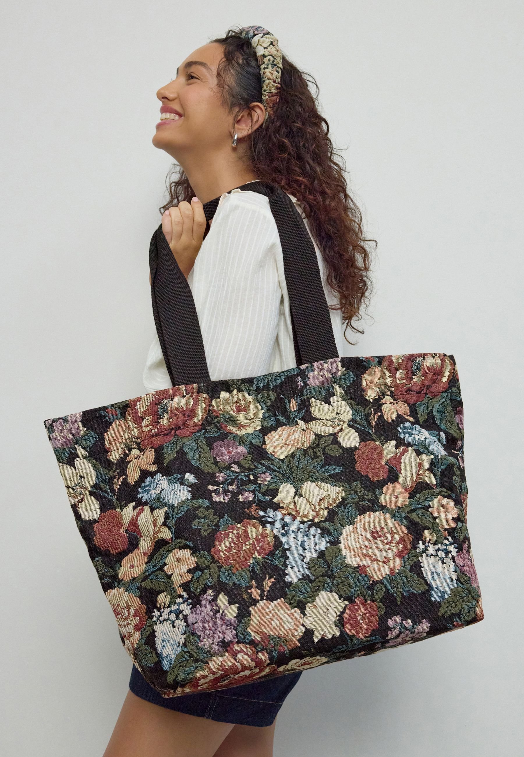Le charme intemporel du sac à main noir de Céline - Sac a ma