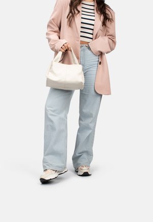 Trainers - light pink
