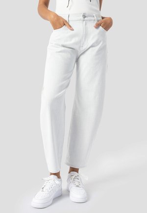 YOANA - Džíny Straight Fit - clear grey