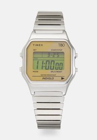 Valgt, silvertone/gold