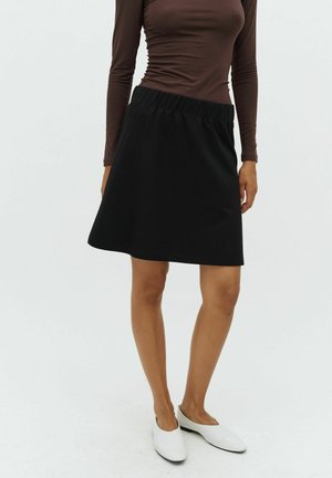 FOLAMI - Gonna a campana - black