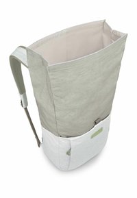 Borsa tote in tela grigia e bianca, caratterizzata da una forma strutturata, apertura superiore, spallacci regolabili e una tasca frontale con chiusura a zip.