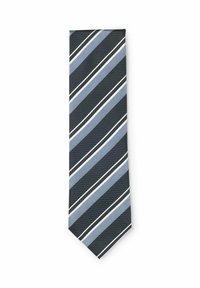 Zijden stropdas met diagonale strepen in zwart, blauw en wit op een witte achtergrond.