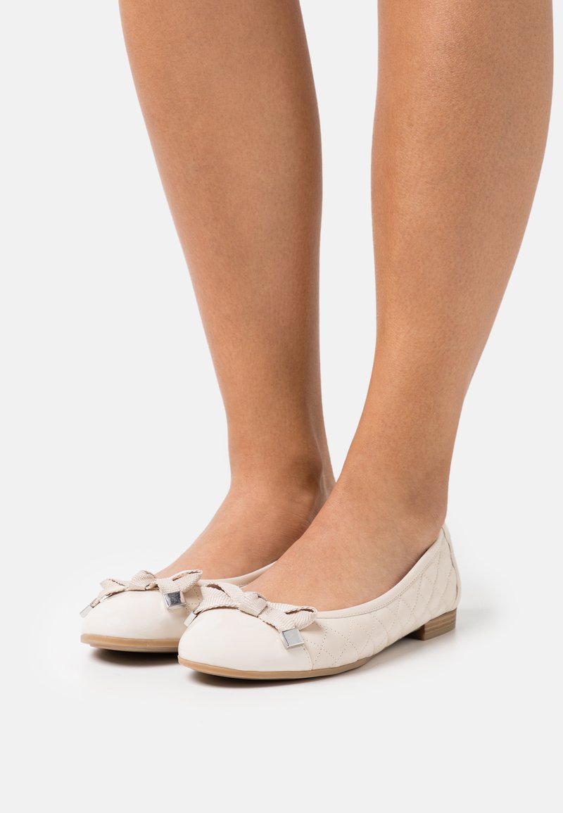 Tamaris Ballerine - ivory