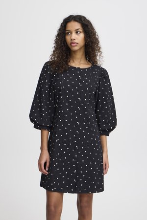 QWISSA - Shirt dress - black