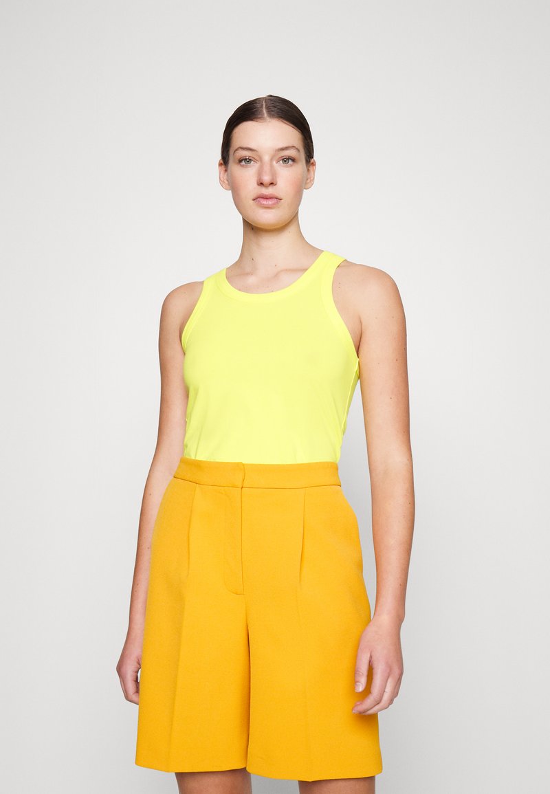 Max Mara Leisure NOEMI Top giallo/yellow Zalando.co.uk