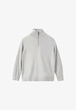 Pull-over gris clair avec un col montant côtelé et une fermeture éclair sur un quart. Texture en maille douce et manches longues, finition avec un ourlet côtelé.
