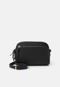 Borsa a tracolla in pelle nera con finitura testurizzata, dettaglio della cerniera dorata, tracolla regolabile e tasca frontale con cerniera.