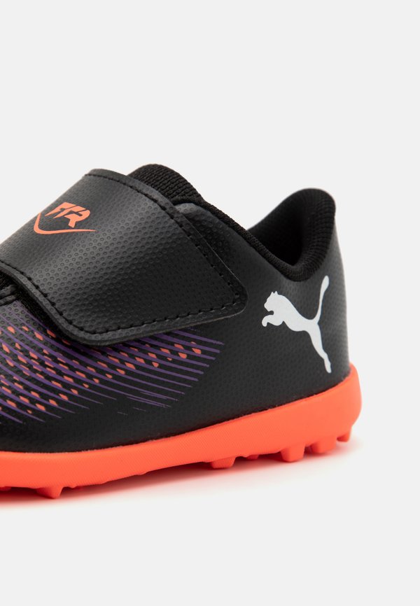 FUTURE 8 PLAY – Fußballschuh Multinocken