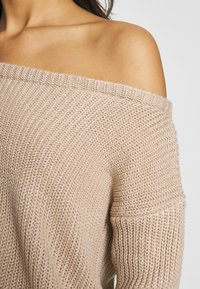 Missguided Sweter