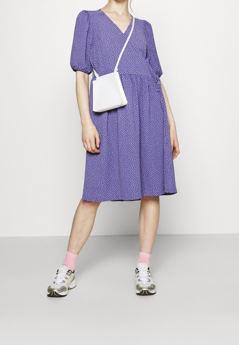 monki purple dress Monki polyester shirt dress in sketch print - PURPLE