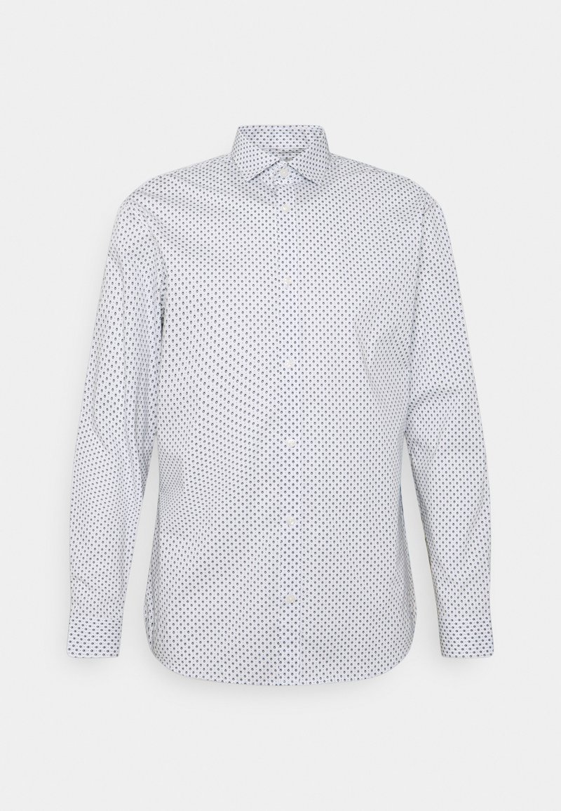 Weißes Hemd mit Knopfleiste, blauem Polka-Dot-Muster, langen Ärmeln und steifem Kragen. Der Stoff wirkt glatt und leicht.