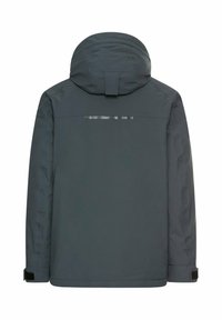 Donkergrijze outdoorjas van een gestructureerde stof, met een capuchon, rugventilatie en klittenbandmanchetten. Minimalistisch ontwerp zonder zichtbare logo's.