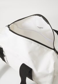 Björn Borg GYM BAG UNISEX - Športová taška - birch