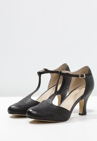 Anna Field Decolleté - black