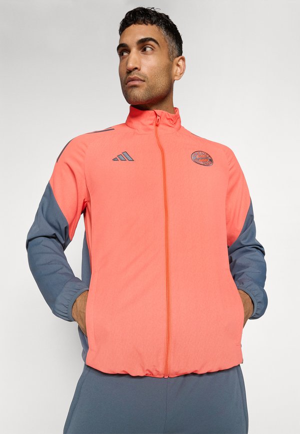 FC BAYERN JACKET - Club wear - easy coral4