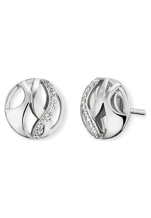 Silberfarbene Ohrringe mit rundem Design, das wellenförmige Formen und eine Reihe kleiner, klarer Steine an der Kante aufweist.