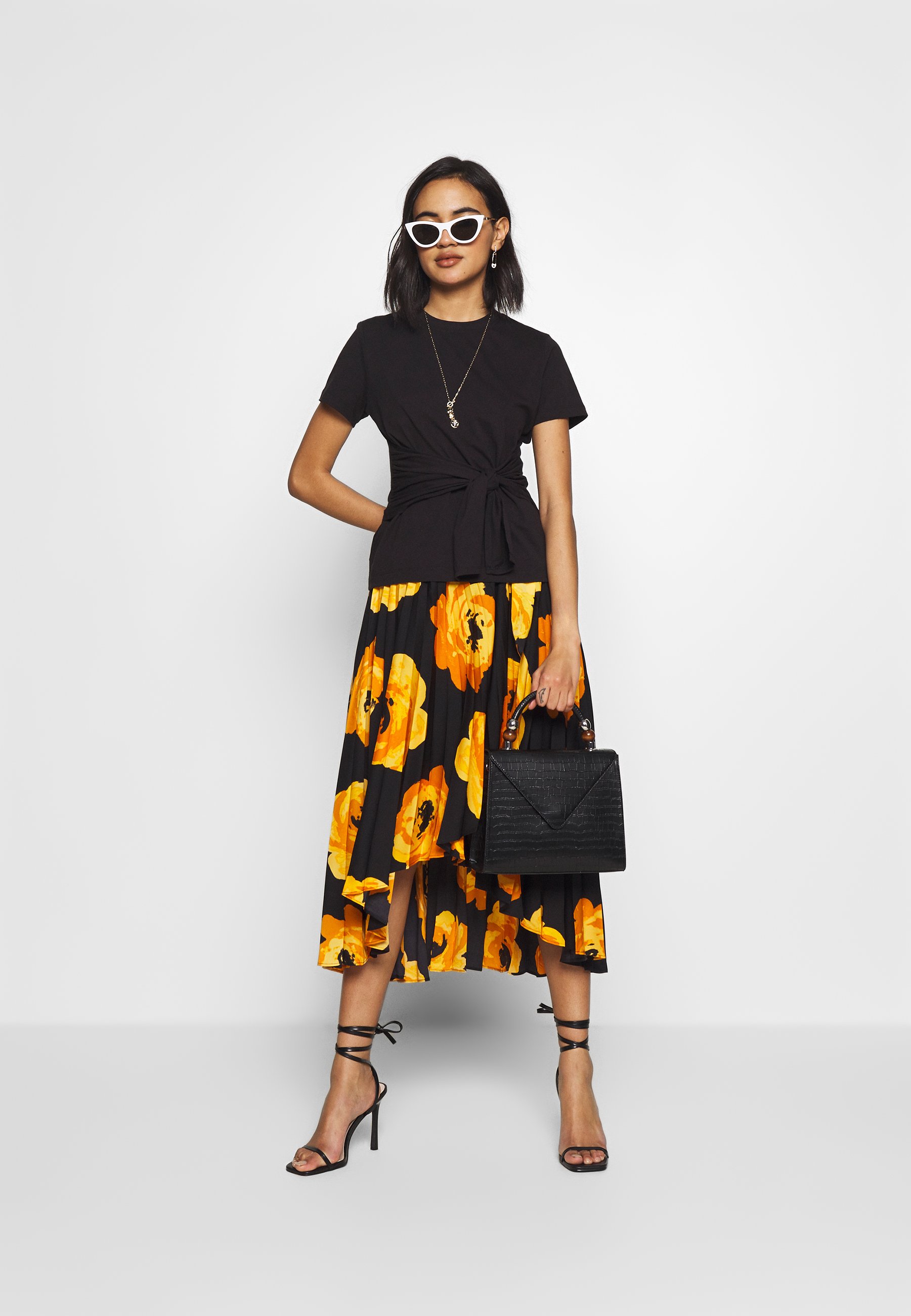 Who What Wear THE WRAP MIDI SKIRT A linjekjol black Who What Wear THE WRAP MIDI SKIRT A linjekjol black