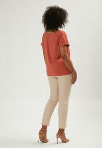 Maison Form'elle KNOP HEM  - Camicetta - canyon