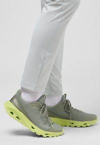 Jack Wolfskin PRELIGHT VENT W - Scarpe da corsa su strada - mint leaf