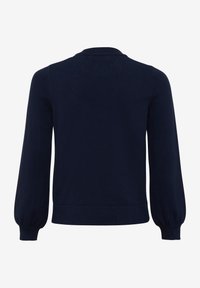 Mörkblå stickad tröja med runda halsringningar och långa, puffiga ärmar. Tyget har en slät textur och ett åtsittande midjeband.