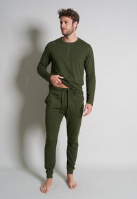 TOM TAILOR Bas de pyjama - grün-dunkel-uni