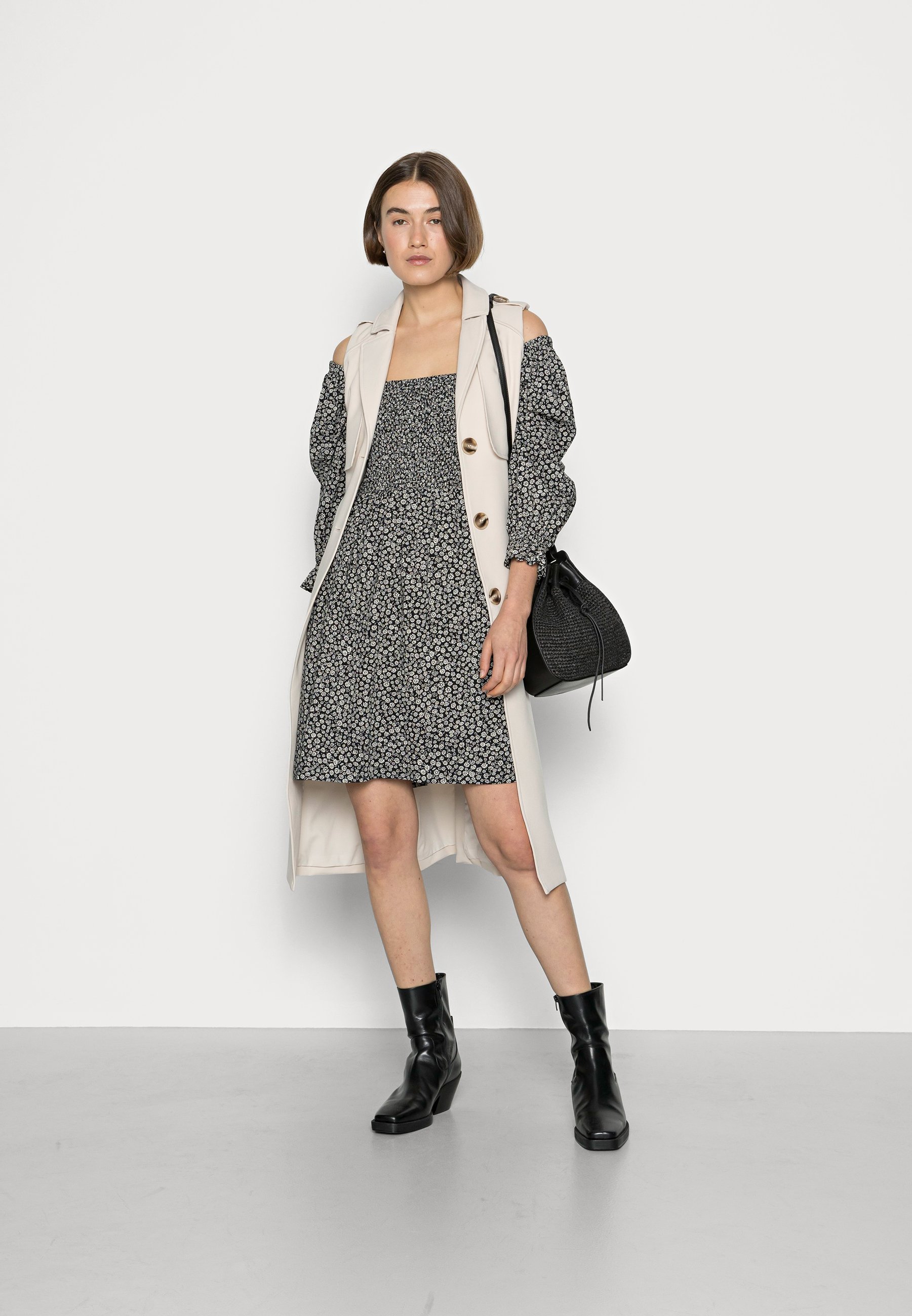 zoe ladder dress