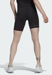 adidas Originals Šorti - black