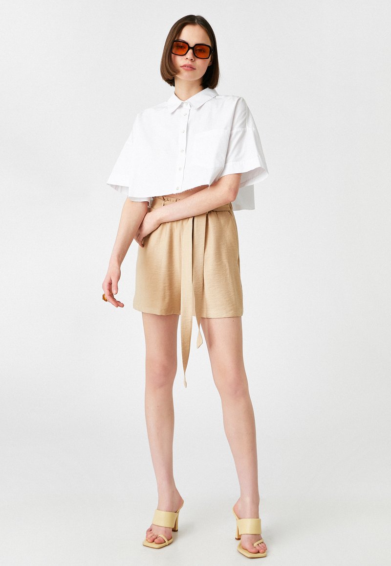 Koton Shorts beige
