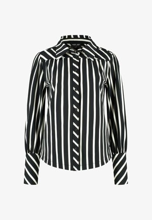 Zwart-wit gestreepte overhemden met klassieke kraag, lange opbollende mouwen en contrasterende verticale en diagonale streeppatronen.