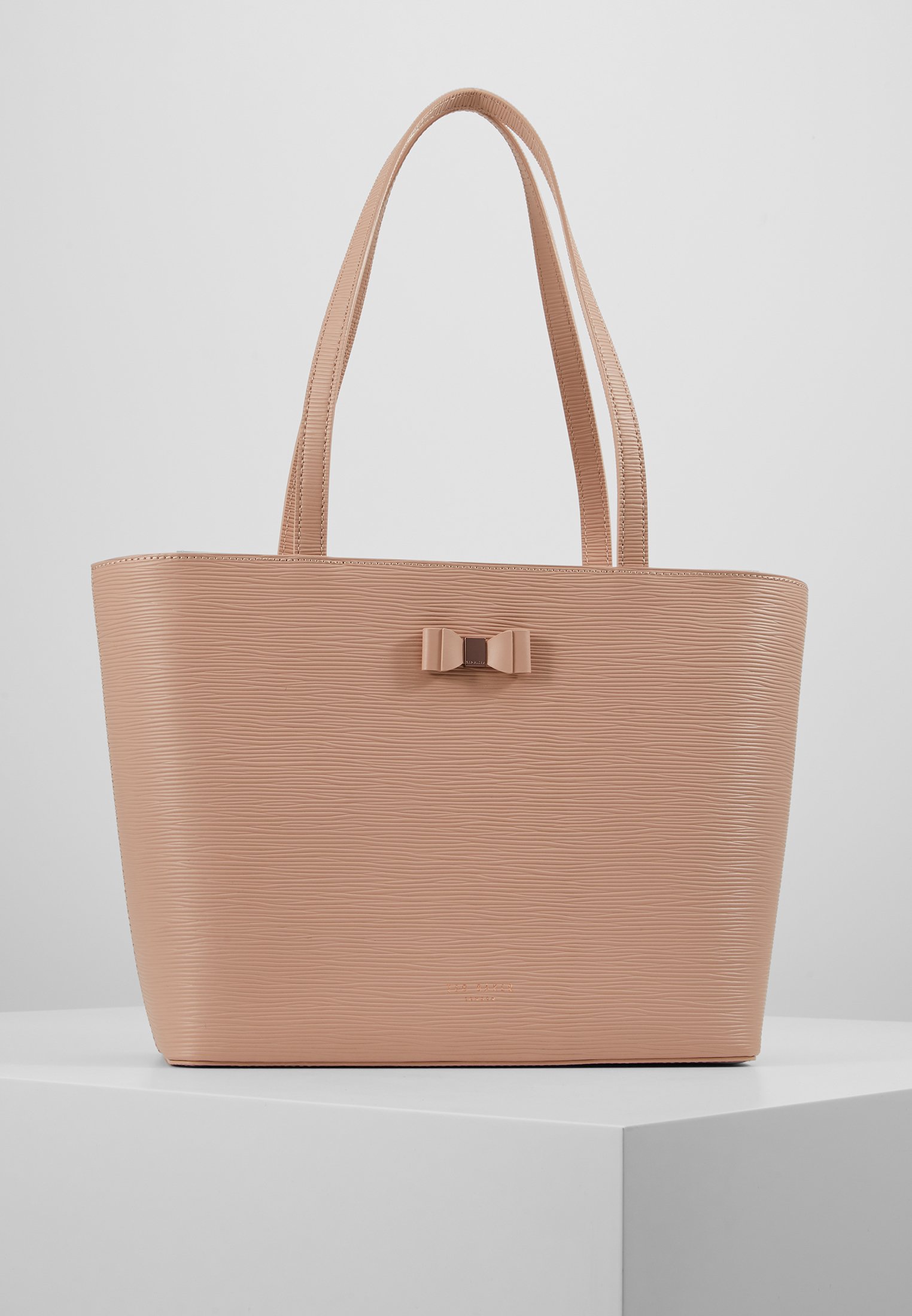 Ted Baker DEANNAH SET Håndveske nude Zalando.no Ted Baker DEANNAH SET Håndveske nude Zalando.no