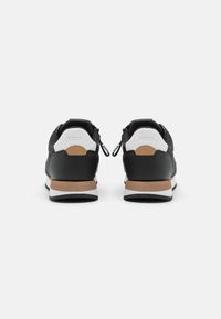 BOSS KAI ADAPTIVE - Joggesko - institutional black/white/camel