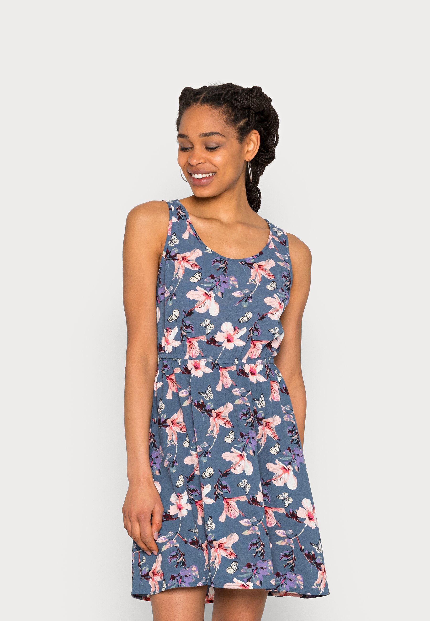 ONLY NOVA LUX SARA DRESS - Freizeitkleid - vintage indigo/blau - Zalando.ch