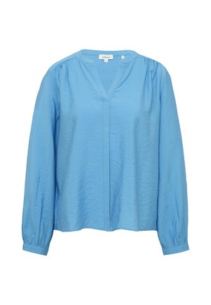 Šviesiai mėlyna ilgomis rankovėmis bluzonė su V formos iškirpte, pasižyminti minkšta, raukšlėta tekstūra ir surinkimu pečių srityje.