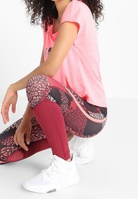 ONLY Play Leggings - dark red