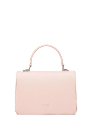 Borsa strutturata rosa in pelle sintetica, con manico superiore e accessori metallici. Design semplice con logo impresso.