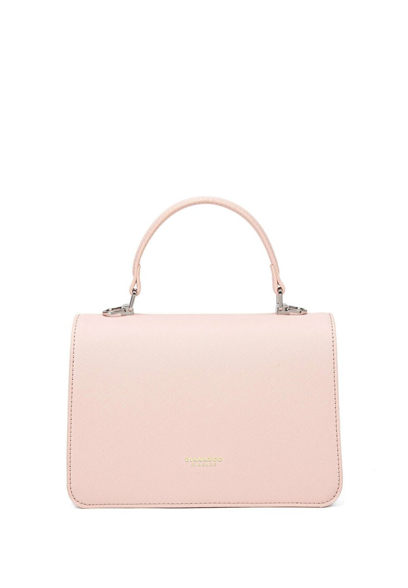 Roze gestructureerde handtas van synthetisch leer, met een bovenhandgreep en metalen hardware. Eenvoudig ontwerp met geperst merklogo.