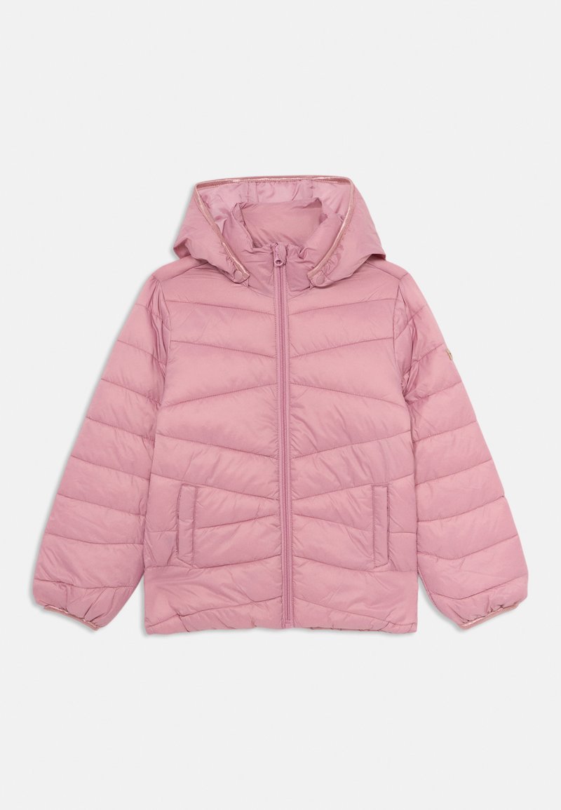 Rozā izšūta bērnu pūdera jaka ar kapuci, priekšējo rāvējslēdzēju, divām priekšējām kabatām un elastīgām aprocēm uz balta fona.