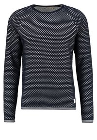 Pull bleu marine à manches longues présentant un motif géométrique texturé, col rond et ourlet rayé contrastant. Tissu doux et respirant.