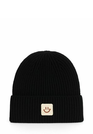 Berretto nero a coste con risvolto, caratterizzato da un patch quadrato con un design di faccia sorridente in crema e accenti rosso-marroni.