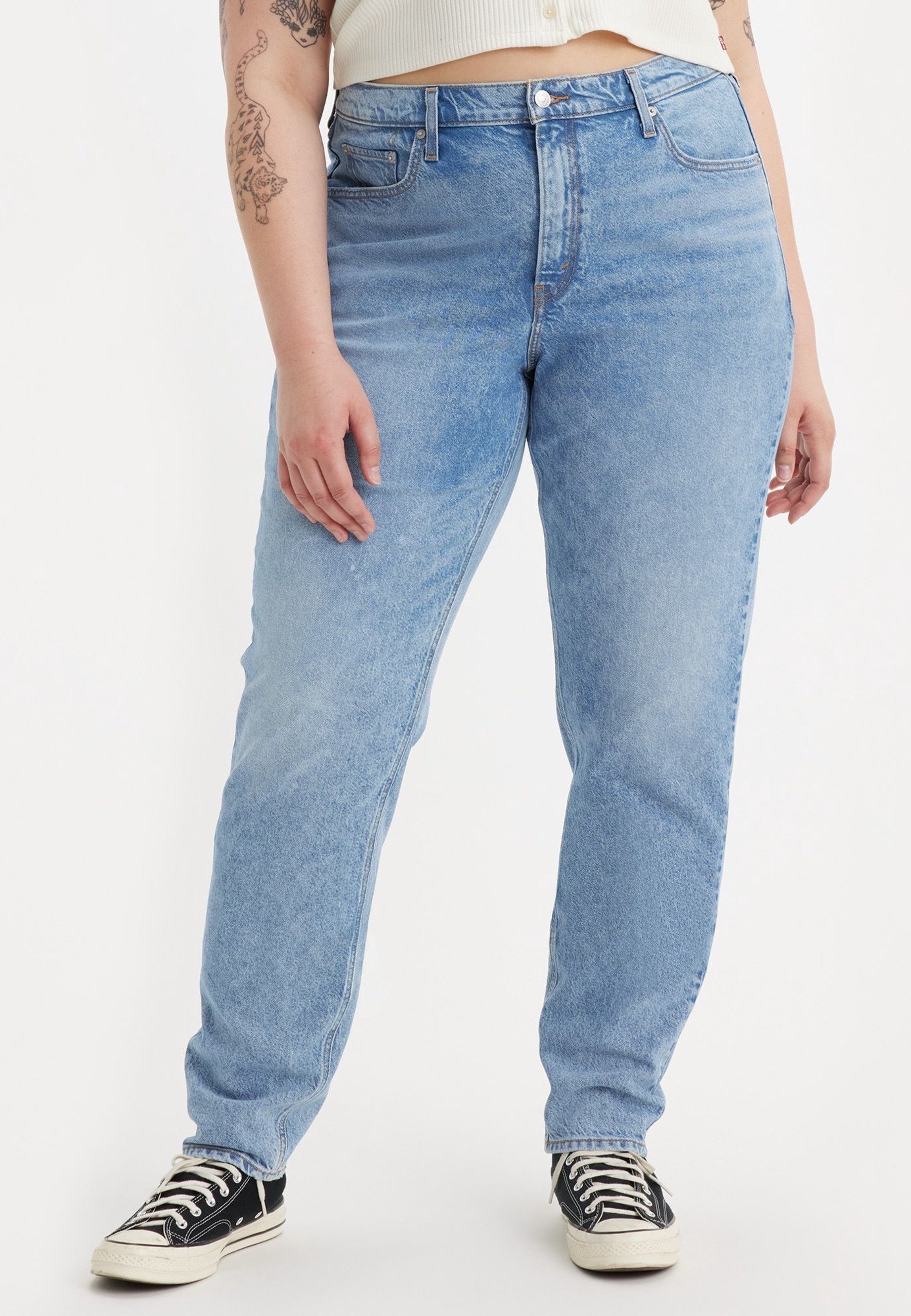 Levi's® Plus Mom Jeans light-blue denim (Pre-owned) Zalando