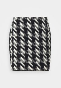 Mini sukně s černo-bílým vzorem houndstooth vyrobená z texturované látky, s přiléhavým střihem a hladkým pasem.