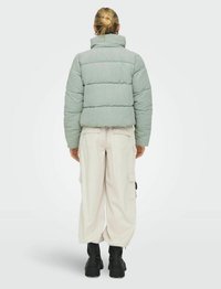 ONLY ONLNEWDOLLY PUFFER   - Winterjas - hellgrün