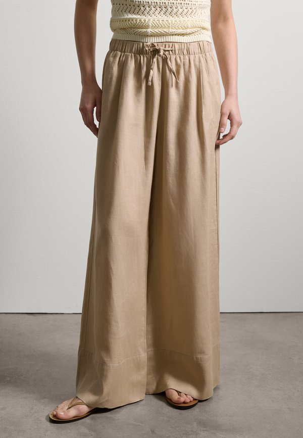 WIDE-LEG  - Stoffhose - beige