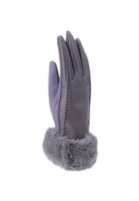 Guanto in pelle viola con lati in suede e polsino in pelliccia sintetica, con cuciture dettagliate sulle dita e sui bordi, isolato su sfondo bianco.